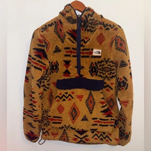 The North Face Men’s Campshire
Pullover Hoodie, Cedar Brown California Geo Print - Picture 3 of 13